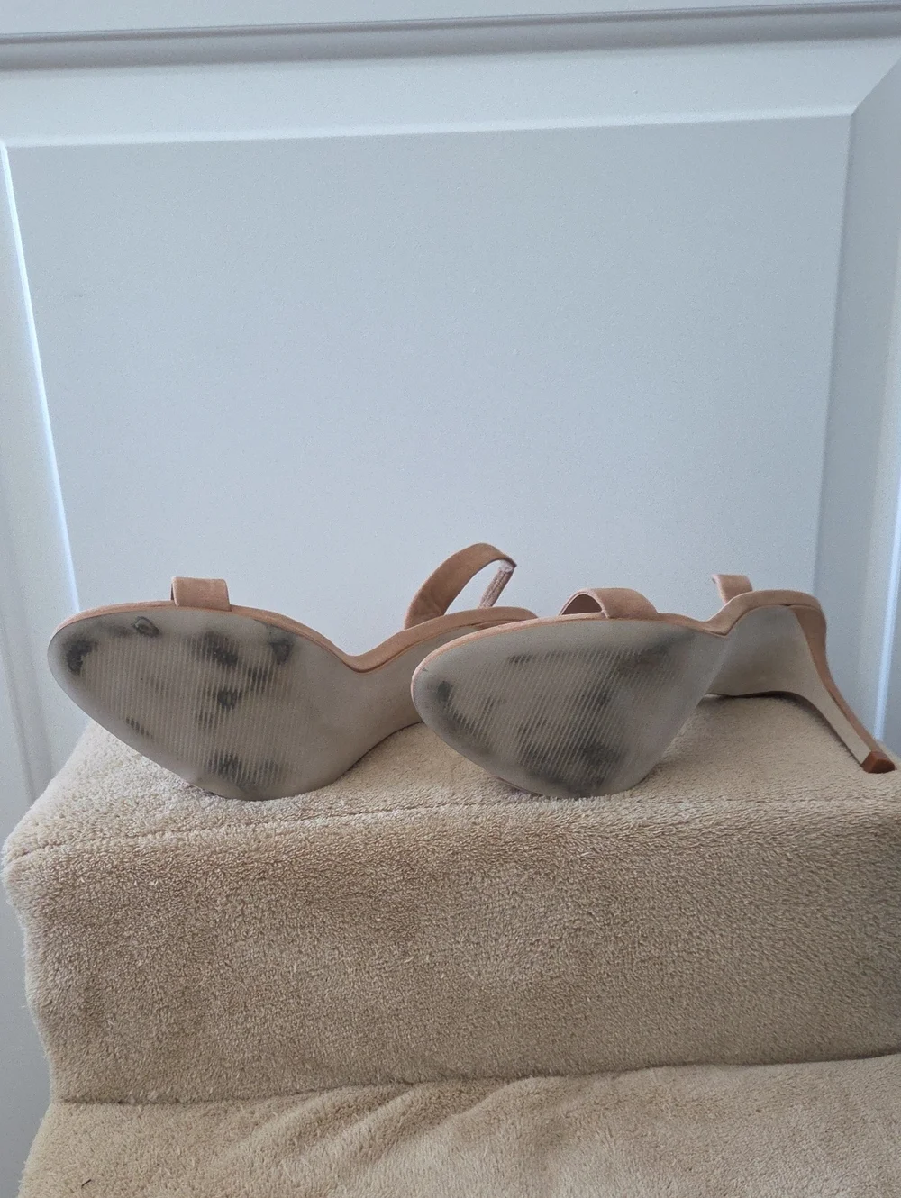 Steve Madden Faux Suede Heeled Sandal | Tan | US 10